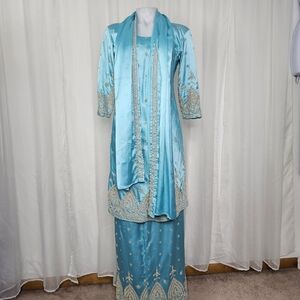 Elegant Aqua Teal Blue Embroidered Kurta 2-Piece Tunic and Skirt Set Small